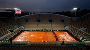 French Open in match fixing storm as investigation launched into 'gang fraud'