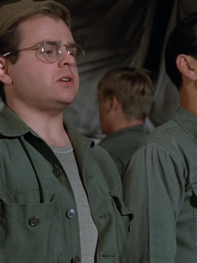 Best scene from M*A*S*H 4077 - Comedy of War 70-80s #MASH #mash4077 #4077 #War #WWI #oldwar #Comedy | Join us: https://www.facebook.com/groups/772465791028529 . | MASH Full Episodes