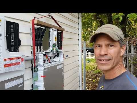 Today we have another Solar Battery Unboxing - Enphase 5P