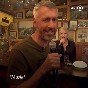 Sebastian Pufpaff singt zum ersten Mal im deutschen Fernsehen – natürlich bei INAS NACHT! ▶ Zu Gast ist außerdem Désirée Nosbusch, Musik kommt von Ibeyi und il Civetto – jetzt in der ARD Mediathek: 1.ard.de/inas-nacht-mit-desiree-nosbusch-und-sebastian-pufpaff | ARD Mediathek