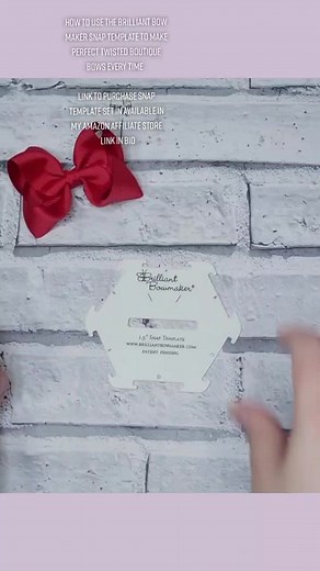 How to use the Brilliant Bow Maker Snap Template to create perfect Twisted Boutique Bows every time #brillantbowmakersnaptemplate #twistedboutiquebow #boutiquebowtutorial #boutiquebow #boutiquebow😍 #bowmakersoftiktok #catsribbonbowtutorials #makinghairbows