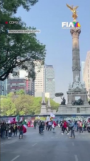 Manifestantes cierran Reforma a la altura del Ángel de la Independencia; marcharán al Zócalo