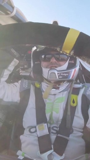 In the buggy with the 🇫🇷 French duo! #Dakar2021 #داكار2021