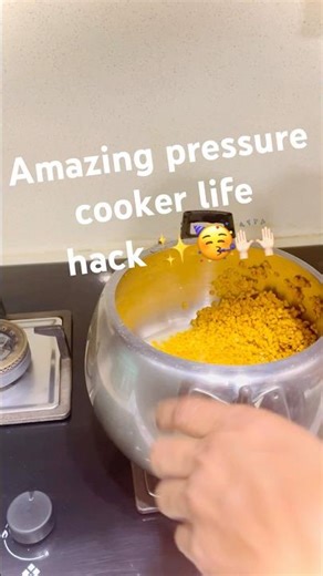 Pressure Cooker overflowing Hack | How to control cooker whistle #shorts #youtubeshorts #cooker 🥳