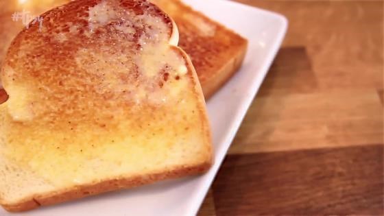 This unexpected type of bread might be the app your holiday party is missing