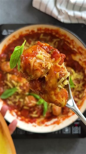 109K views · 647 reactions | This One Pot Meatball Marinara Sub is the perfect vegan sandwich! #vegan #sarniesunday #sandwich #meatballsub #veganrecipes #food #delicious #recipeoftheday #whatveganseat | Bosh | Facebook