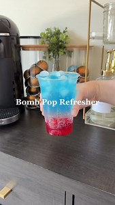 7.1K views · 18K reactions |  Bomb Pop Refresher 流 This drink tastes like your childhood summer… with a bubbly boba twist. Would you try this red, white & blue sip? #bombpop #bombpopdrink #drinktok #4thofjuly #4thofjulydrink #summerdrink #easyrecipes #easydrinks #refresher #summerberryrefresher #starbucksrefreshers #delicious #foodstagram #foodphotography #bhfyp #starbucks #foodblogger | Beccabrews | Facebook