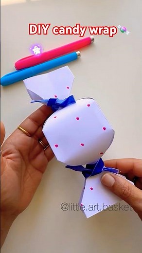 🍬 DIY Candy Gift Wrap in 20 Seconds! 🎁 #shorts