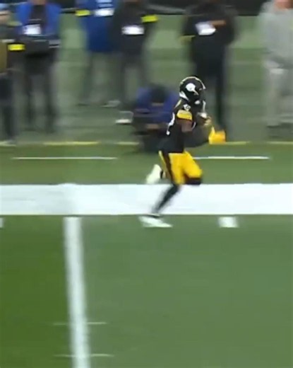 NFL Top Plays (pt 215): Steelers Scoop and Score TD vs Bengals #steelers #nfl #highlights #topplays