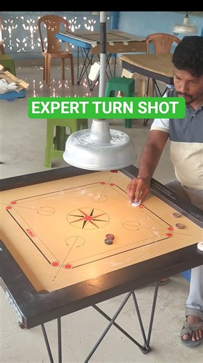 DIFFERENCE BETWEEN NORMAL AND EXPERT TURN. 🔥 #carromboard #howtoplaycarrom #carromking #shorts