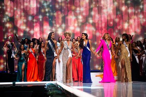 63 reactions · 15 shares | AN OPPORTUNITY OF A LIFETIME!  Apply for the #MissKentuckyUSA 2022 Competition, to be held March 25 - 26 in Somerset, KY, at misskentuckyusa.com/enternow. #MissUSA #PageantryReimagined : The MISS Brand Corp. | Cover Image: Felipe Espinal | Miss Kentucky USA | Facebook