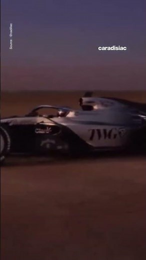 Cadillac dévoile sa livrée asymétrique F1 durant le Superbowl ! #superbowl #cadillac #f1
