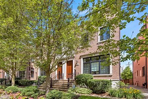 2123 Harrison St, Evanston, IL 60201 - MLS 12105874 - Coldwell Banker