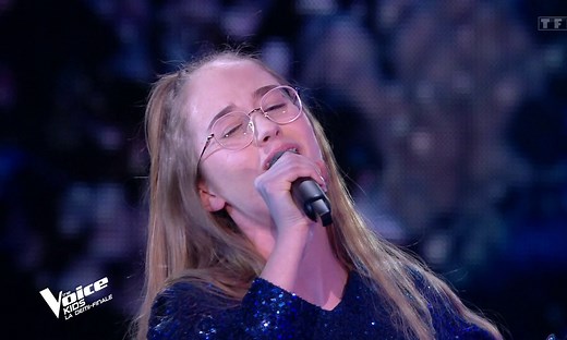 The Voice Kids 2022 – Manon chante "Easy on me" d’Adele (Demi-finale)