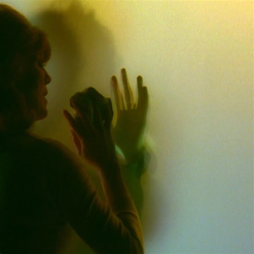 30 Years of 'Never Never Love' 🤍 Released on this day in 1996 as the third single from Life, the music video featured British actresses Billie Whitelaw, Rula Lenska and Stephanie Beacham, alongside Mick. Learn more about the song, plus live performances and exclusive photos, on the Simply Red archive: https://www.simplyred.com/archive/never-never-love/ | Simply Red