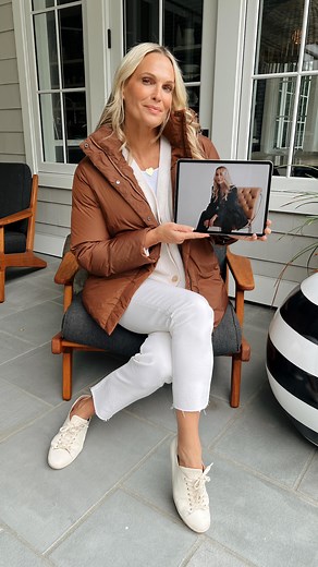 Molly Sims on Instagram: "*CLOSED* DAY 1 of #MollysMerryGIVEAWAY is HERE! 🎄 Calling my style-savvy friends because this year, we’re kicking this holiday season off with the ULTIMATE fashion favorites. We’ve rounded up a few of my favorite brands to spread some holiday cheer. I teamed up with @jennikayne, @shyleerosejewelry & the ultimate fashion detective, @gabwaller. Valued at over $2000! ✨ One lucky winner will win a $500 gift card to the amazing @jennikayne, the most-buzzed-about big heart n