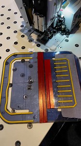 This simply modified flatbed sewing machine is capable of sewing shirt cuffs, pocket flaps, and sleeve plackets.#automaticlockstitchtemplatesewingmachine #automaticsewingmachines#industrialsewingmachine #fullyautomaticsewingmachine #fdkauto #fdkkael #Manufacturerofautomaticsewingequipment #缝得快自动化#automaticbottomhemmingmachine #Automaticwaistbandinterlockmachine #Autobottomhemmingmachine #autocollarattachingmachine #multifunctionallaserweltingmachine #autoelasticattachinemachine #360RotatingTempl