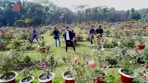 দূরবীন ব্যান্ডের.. চিটাগাং এর ভাষায় অসাধারণ ১টি গান | Band Music Express Bangladesh