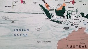 Watch World map wall art for living room decor on Amazon Live