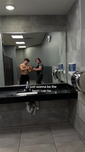 riley botha on Instagram: "#daytrading"