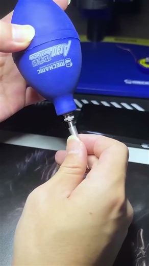 Mechanic A130 2-in-1 Powerful Dust Blower Ball – Compact Power for Precision Cleaning