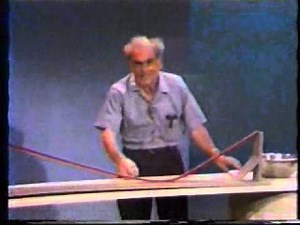 Energy & Momentum : Dramatic demonstrations in Physics by Prof Julius Sumner Miller VTS_05_1.avi