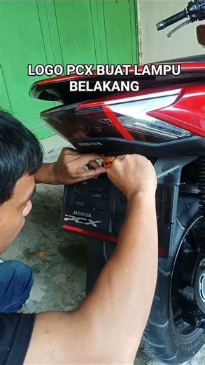 Logo pcx lampu belakang