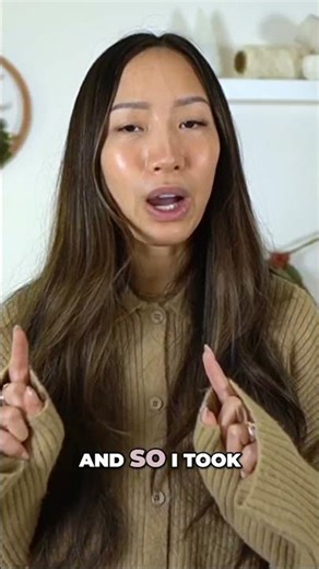 How to Make a Mini Wreath with Gorgeous 3D Leaves