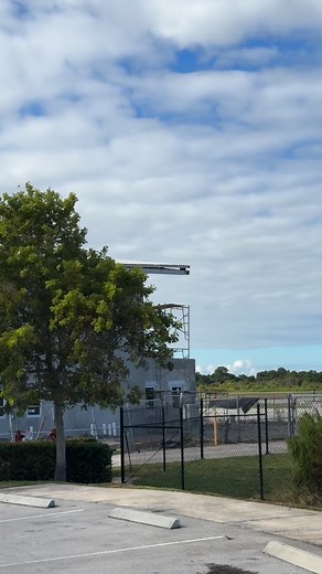 Flashback to 2023! F-22 Raptor pilot, Major Sam “RaZZ” Larson, doing his site survey for the Stuart Air Show 2023. The ultimate reconnaissance flight. | Raptor Photography