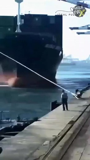 1.7M views · 5.6K reactions | #shipping #Short #mooringline #ocean #port #ship | SU NAME Club | Facebook