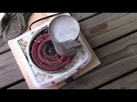 How to patina a blade with white vinegar.