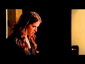Pitch Perfect 2 - Snoop Dogg, Anna Kendrick - Winter Wonderland & Here Comes Santa Claus