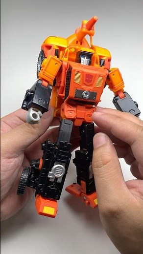 Transformers Legacy Sandstorm: A New Era of Power and Speed!