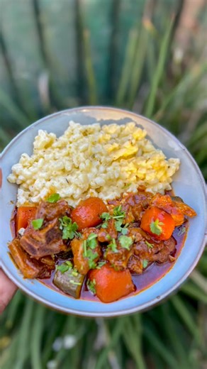 The weather called for a creamy samp and beef stew #GaoCooks #CreamySamp #BeefStew #foodporn #foodblogger #foodstagram #southafricanfood #foodbloggersofsa | Gao_Cooks