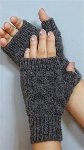 Fingerless gloves #len #knitting #handmade #ribs #mittens