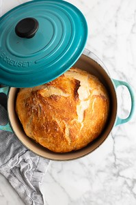 18K views · 49 reactions | The easiest bread you'll ever make - dutch oven no knead bread! It only takes 4 ingredients to make the most delicious homemade bread! | Joyfoodsunshine | Facebook