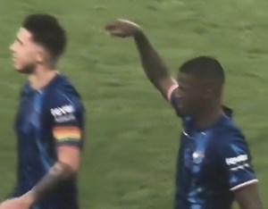 Chelsea: Emotional Moments Moises Caicedo declared Enzo Fernandez CHELSEA best player!! ………………………………… #cfcfamily #fyp #chels #trend #ColePalmer #viral #madueke #Jackson #Fofana #explorepage #ChelseaFC #Chelsea #enzofernandez #enzomaresca | CFC Tribes