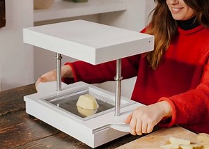 FormBox Desktop Vacuum Former Launches From $349 (video)