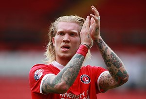 Preston sign Palermo striker Simon Makienok, despite late interest from Championship rivals Leeds