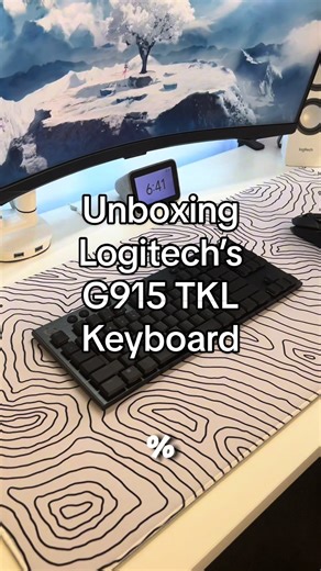 Unboxing Logitech G915 TKL Gaming Keyboard