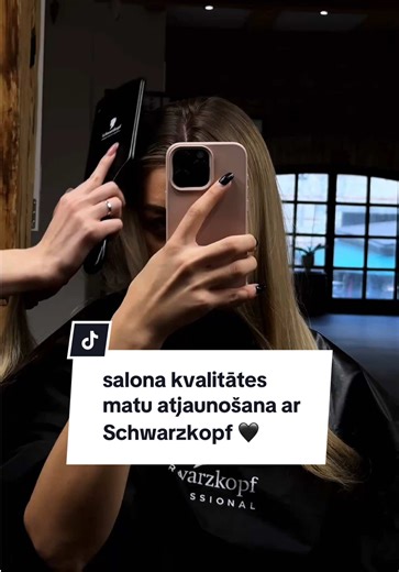 matu atjaunošana ar Fiber Clinix tehnoloģiju 🖤 📍Es apmeklēju Color Wizards studiju, kur veicām detalizētu manu matu diagnostiku, izmantojo modernu tehnoloģiju, kas precīzi var noteikt matu veselības stāvokli, izmantojot zinātniski izstrādātu tehnoloģiju. ☝🏻 Nākamajā solī pēc analīzes algoritms izstrādā personalizētus produktus, kas būs tieši pielāgoti konkrēti matu atjaunošanai. 🚿 Procedūrā izmantojām tieši Fiber Clinix šampūnu, kondicionieri un masku, kā arī ikdienas kopšanas līdzekļus un s