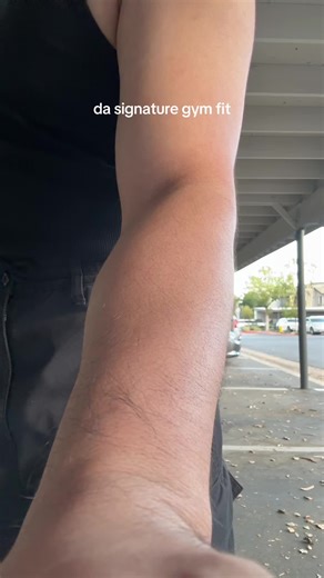 I’ve been told I look like a sushi chef with my bandana 🫩 #gymfit