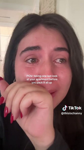 no love like a girl and her first apartment 🥹 another draft from this time last year when I realized I had to start packing up my apartment, I miss that attic studio apartment sometimes 🥲 #torontoapartment #torontolife #firstapartment