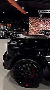Black Beast G-Wagon 📹: @topsevenluxurycars_ | Mr.Benz