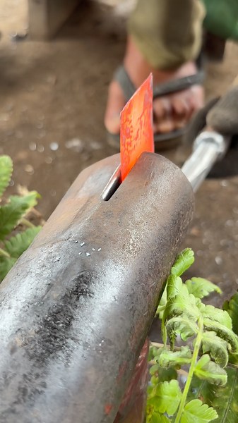 This Is the Best Part of Forging a Rubber Tree Harvesting Tool