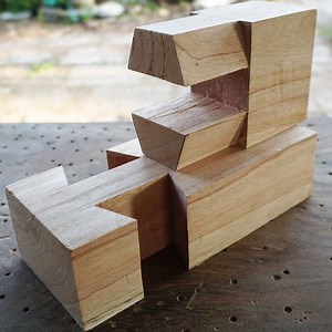 Stronger Joints For Your Table Traditional Woodworking Joints | DIY & Crafts