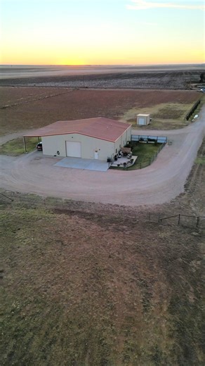 Wide-open views, a tree-lined driveway, and 20 acres of peaceful West Texas living! Welcome to 753 County Road J, where open pasture meets modern comfort. 🌾✨ Reach out to Cole for more details! 806-438-7987 or colew@kw.com #LBKRealEstate #lubbockrealestateagent #LubbockRealtor #kellerwilliams #realtors #TheWhisenhuntGroup #HomeGoals #DreamHome #HomeSweetHome #barndominium #barndo #barndolife | Lubbock Homes - Whisenhunt Group at Keller Williams Realty