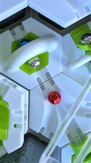 A Fast Single Plate GraviTrax Track! Magnetic Cannon Timing Trickshot! No.42 #gaming #gravitrax