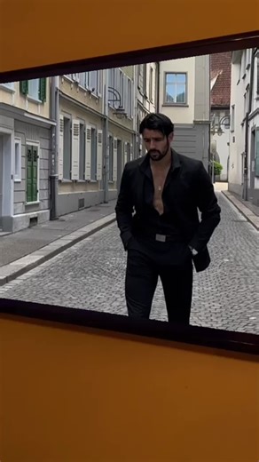 365 Days Movie Clips: Hot Scenes from Massimo and Michele Morrone on Netflix