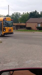 13K views · 53 reactions | This is a big no-no. Viewer Melissa Krakker showing what appears to be cars driving past a bus with it's red flashing lights on. This was today she says at Ballenger Highway at Stratford Street in Flint Twp. | Mid-Michigan NOW | Facebook